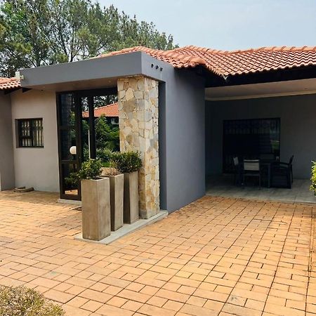 Ultimate Sky _ 2 Bedroom Villa Pretoria-Noord Buitenkant foto